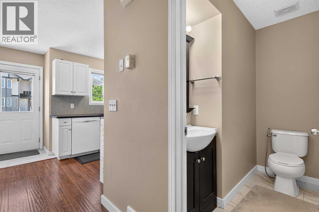 118 Royal Birch Villas NW - 12