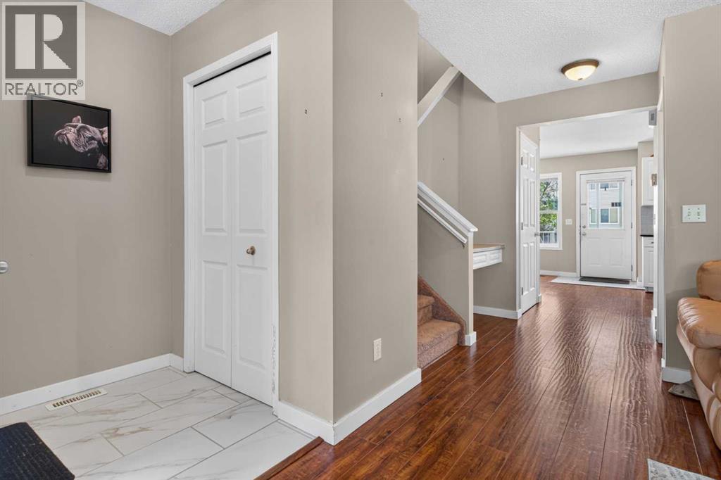 118 Royal Birch Villas NW, Royal Oak, Calgary photo 2