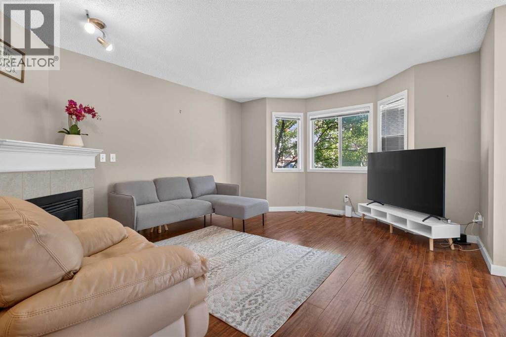 118 Royal Birch Villas NW - 6