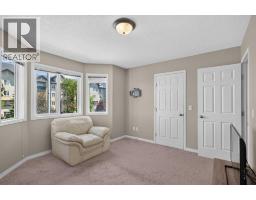118 Royal Birch Villas NW - photo 23