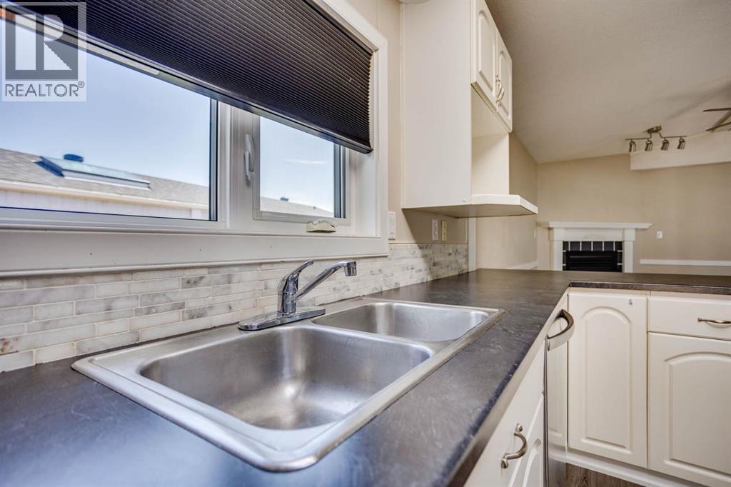 132 Gregoire Crescent - 13