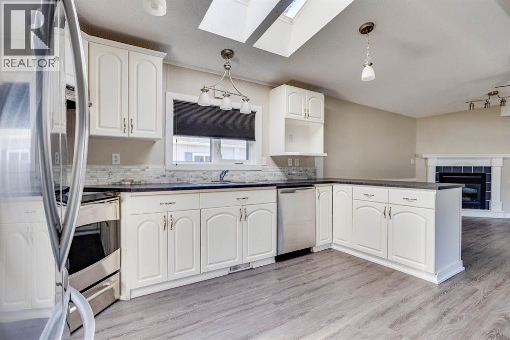 132 Gregoire Crescent - 14