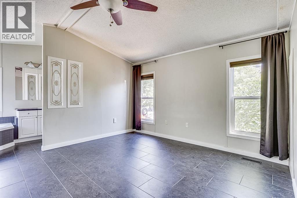 132 Gregoire Crescent - 17