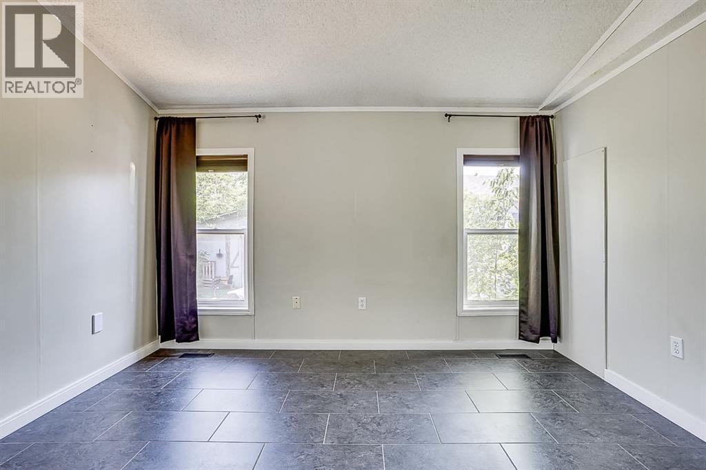 132 Gregoire Crescent - 18
