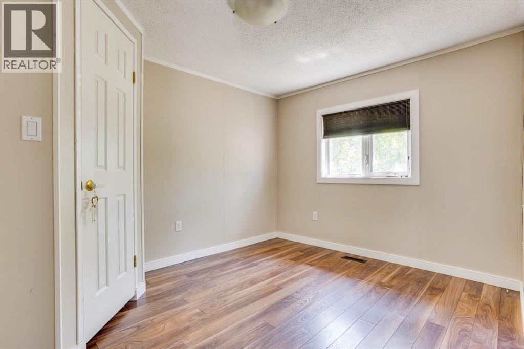 132 Gregoire Crescent - 24