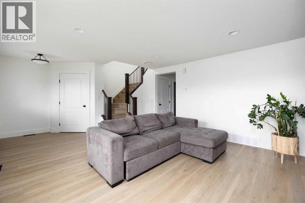 189 Walnut Crescent - Image 8