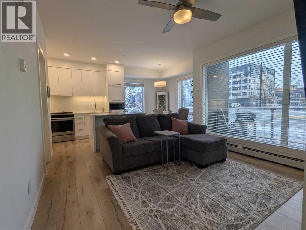 #102 3125 39 Street NW - 9