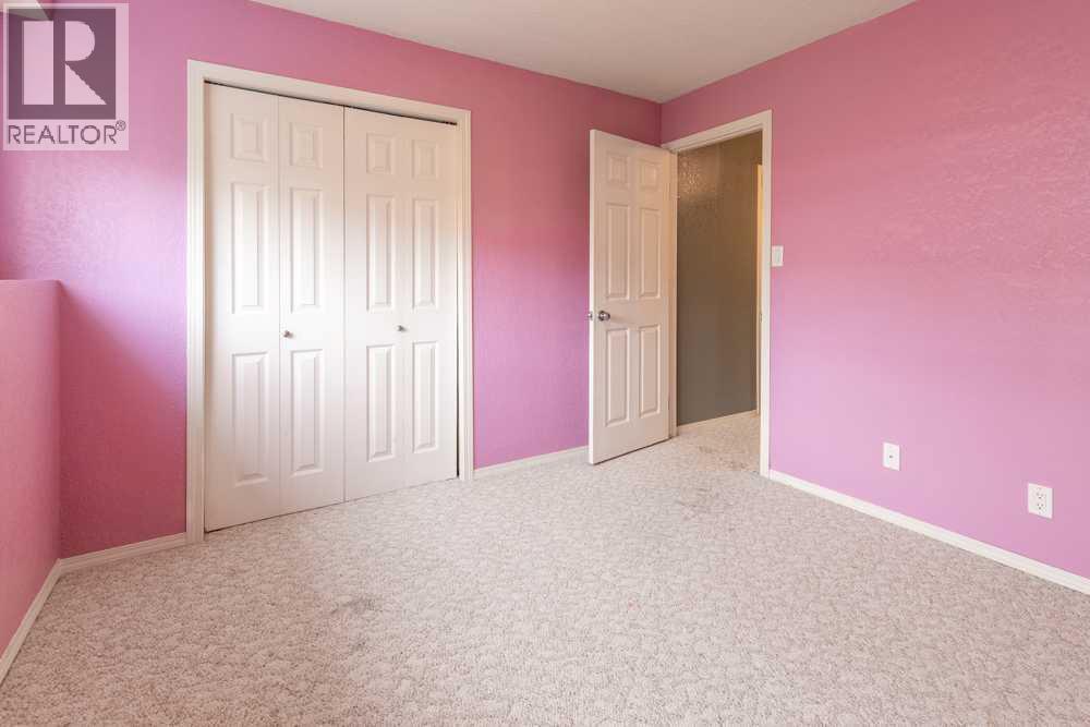 48 Blackfoot Court W - 28