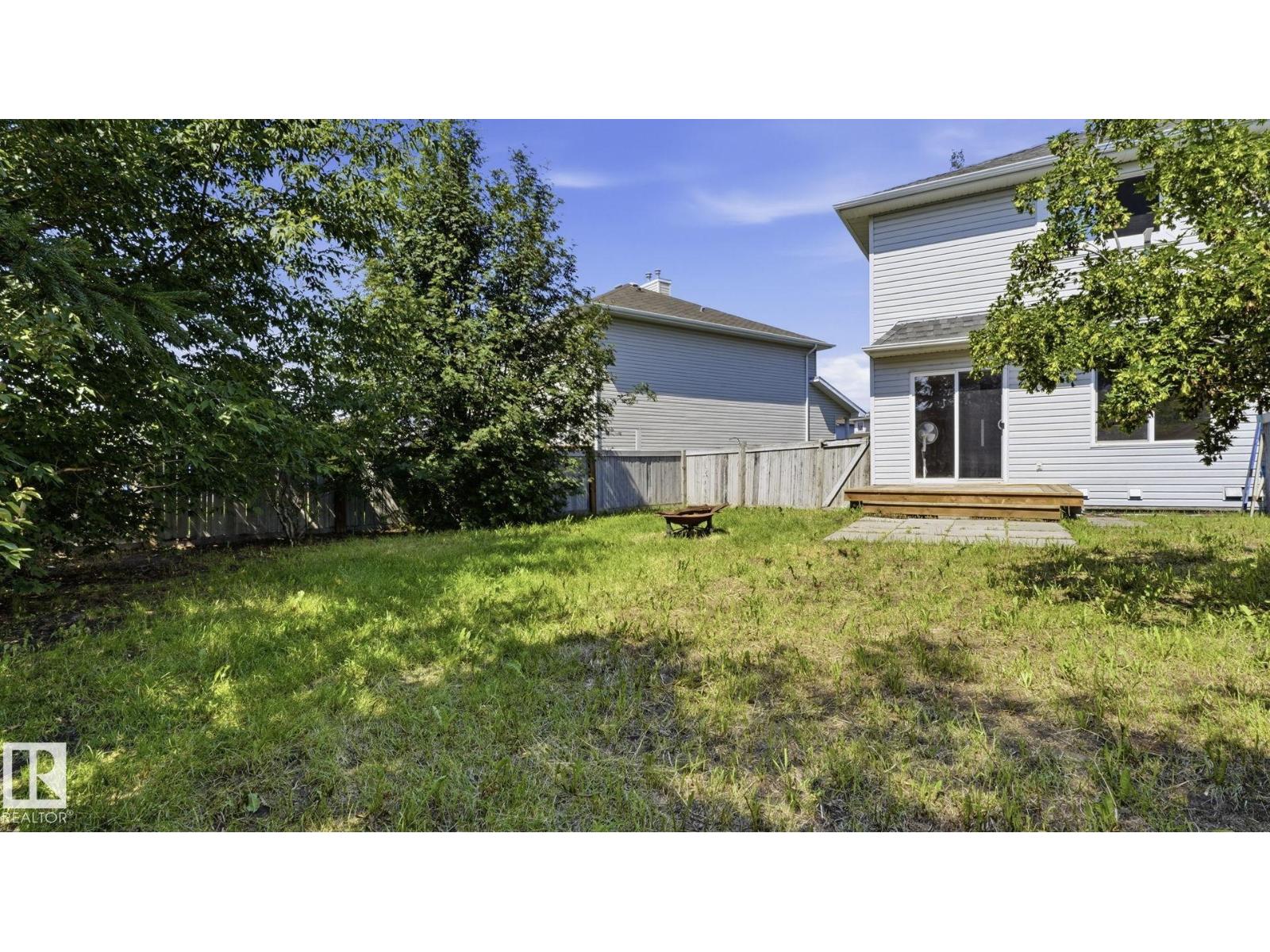 5507 163 AV NW - 30