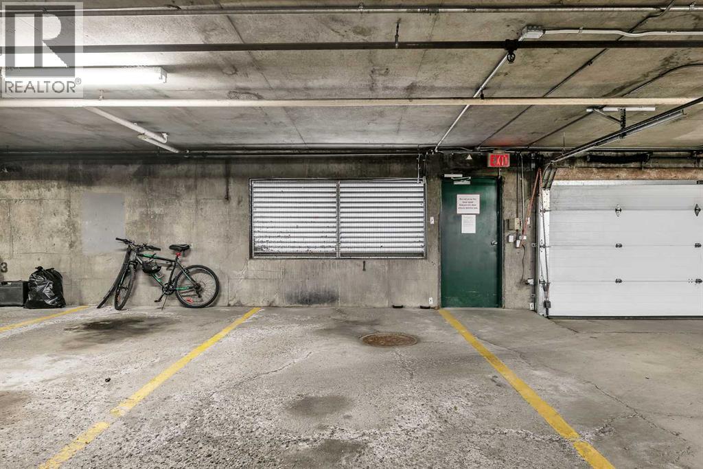 #4 1515 23 Avenue SW - 28