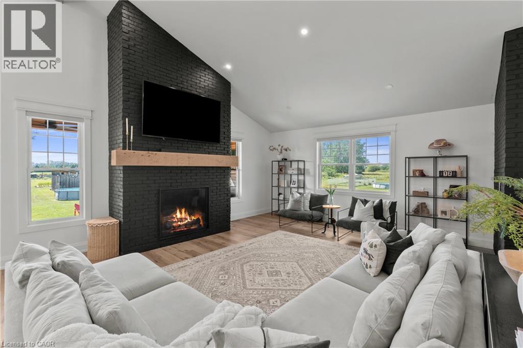 1519 MERRITTVILLE Highway - Image 13