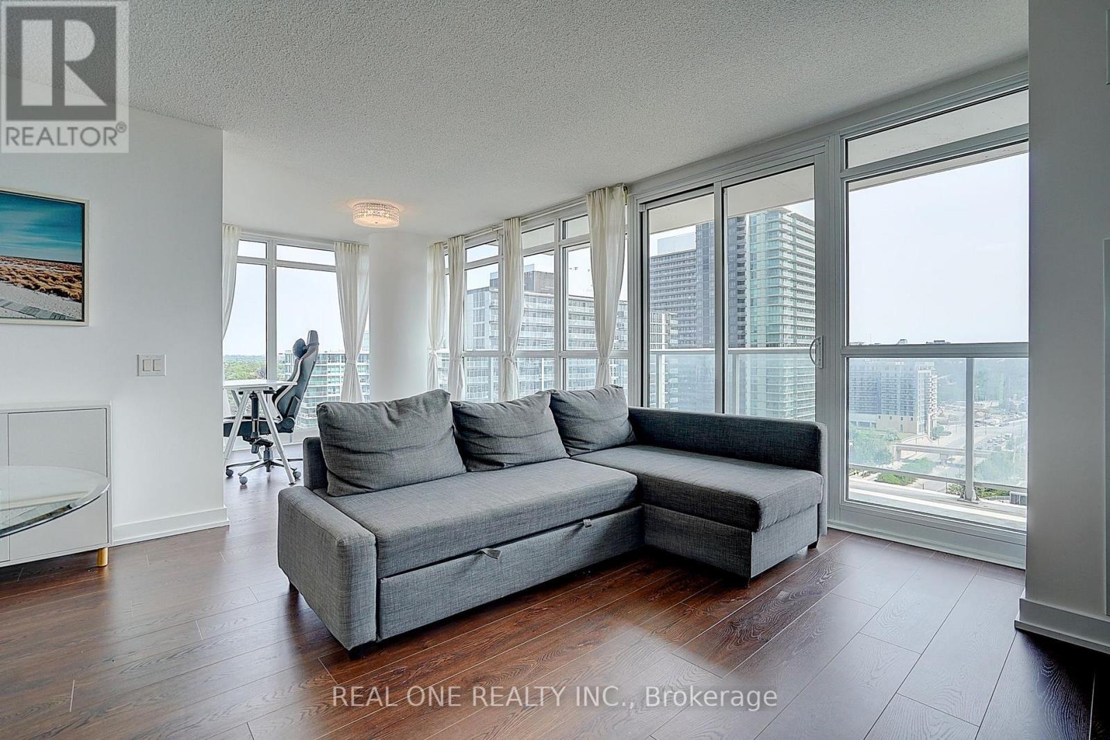 #1501 121 MCMAHON DRIVE - 17