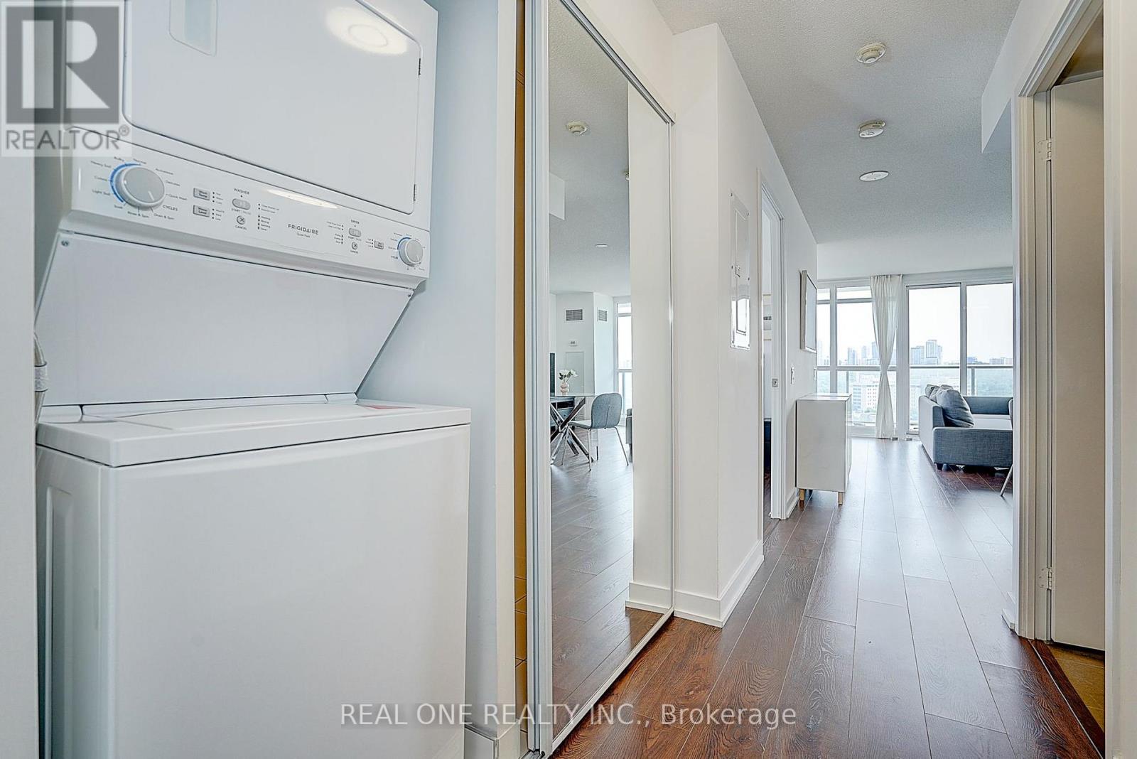#1501 121 MCMAHON DRIVE - 23