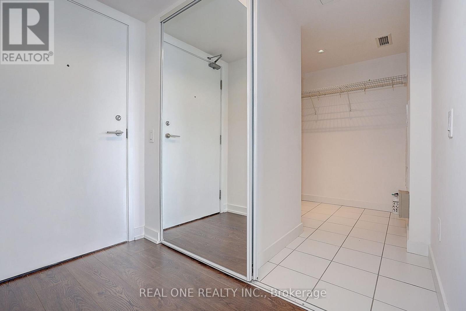 #1501 121 MCMAHON DRIVE - 8