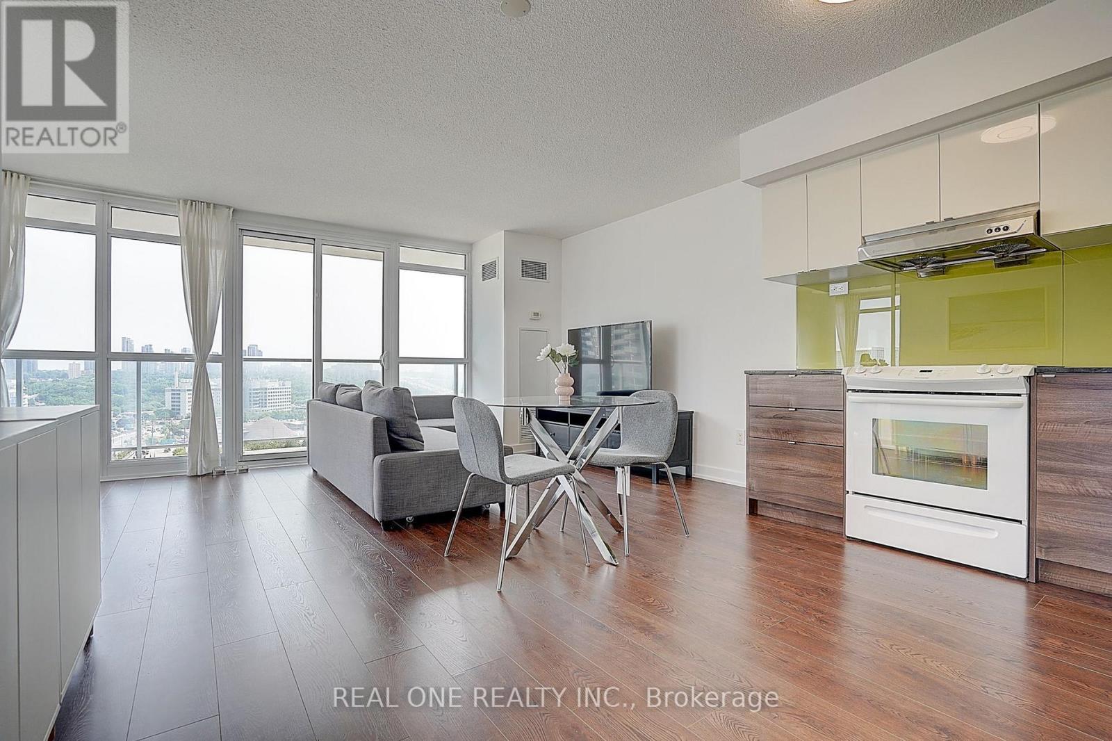 #1501 121 MCMAHON DRIVE - 9