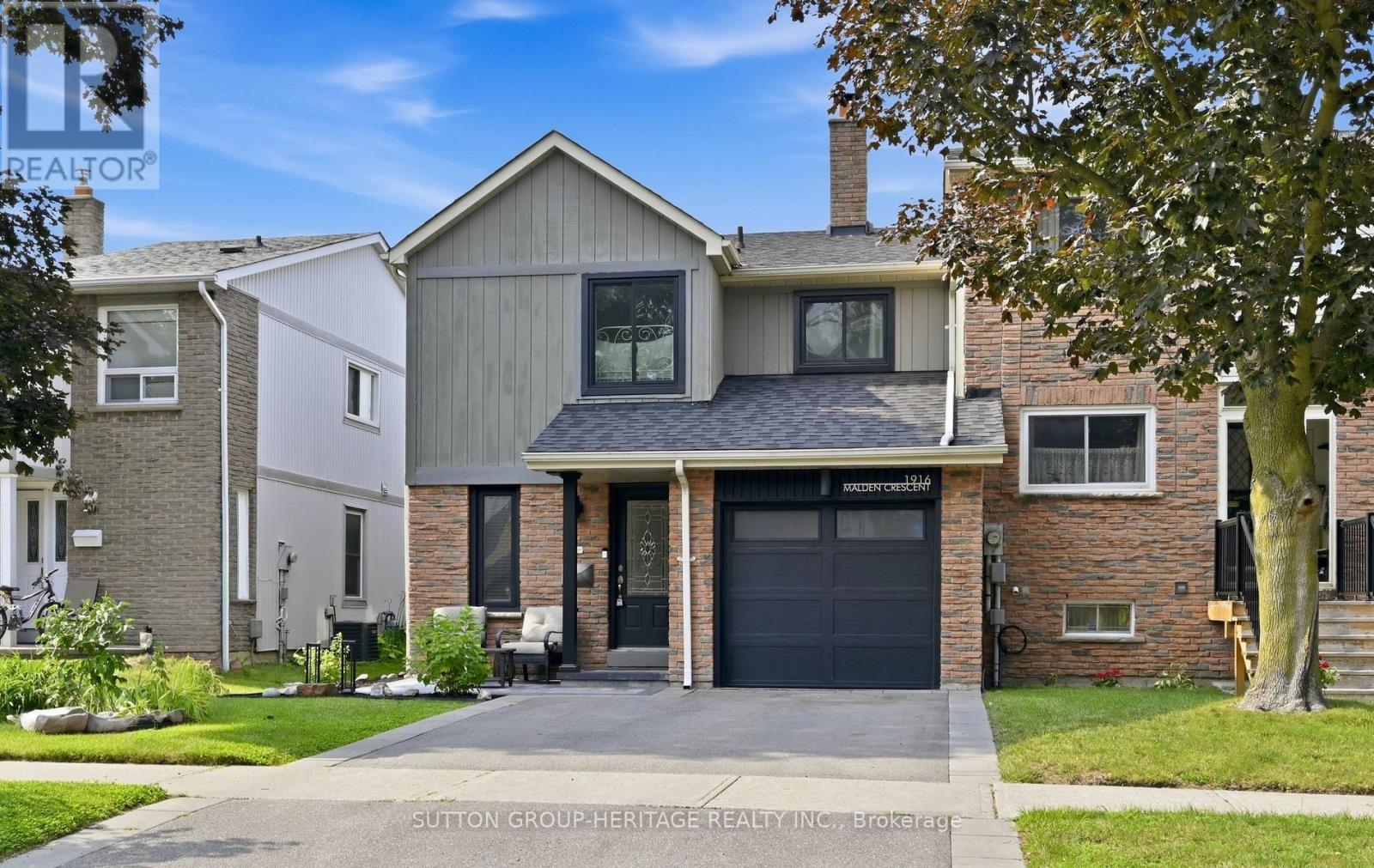 1916 MALDEN CRESCENT - 2