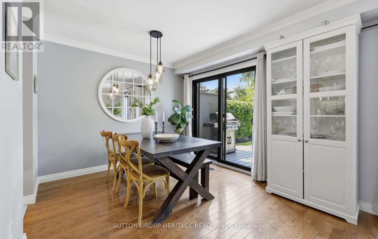 1916 MALDEN CRESCENT - 9