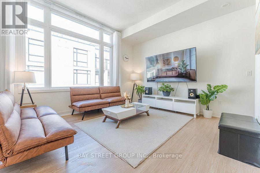 #1007 14 DAVID EYER ROAD - Image 8
