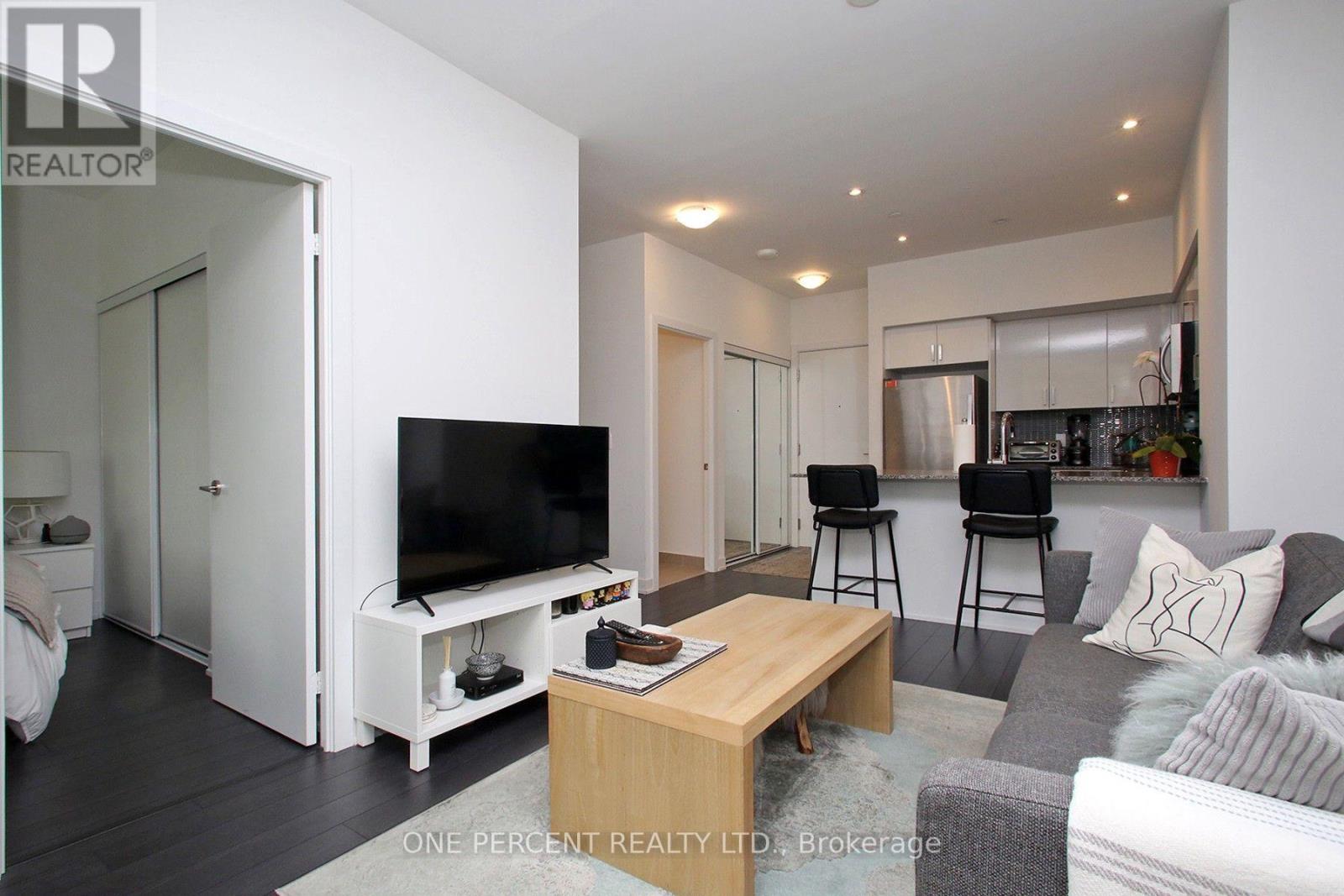 #217 1603 EGLINTON AVENUE - 7