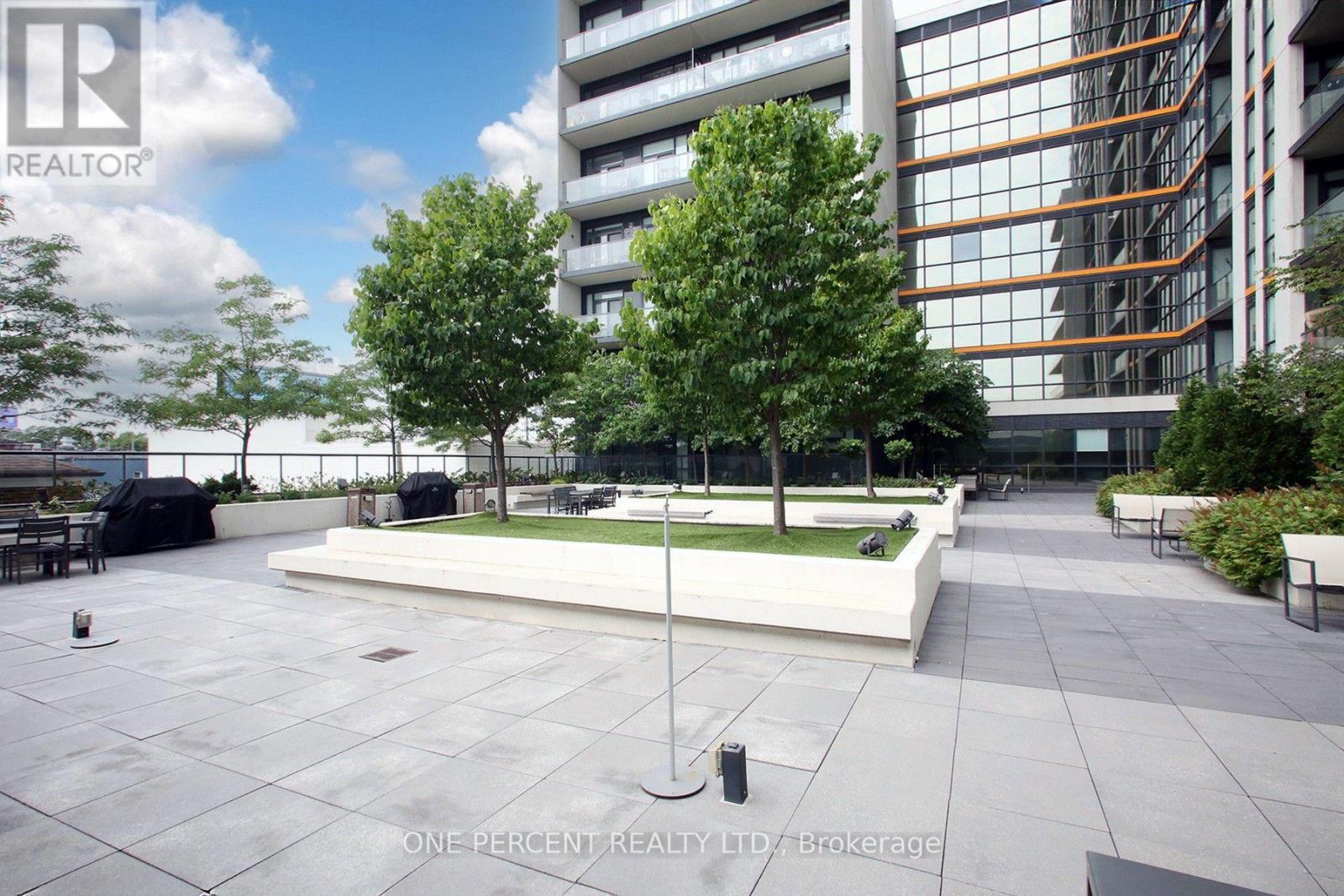 #217 1603 EGLINTON AVENUE - 27