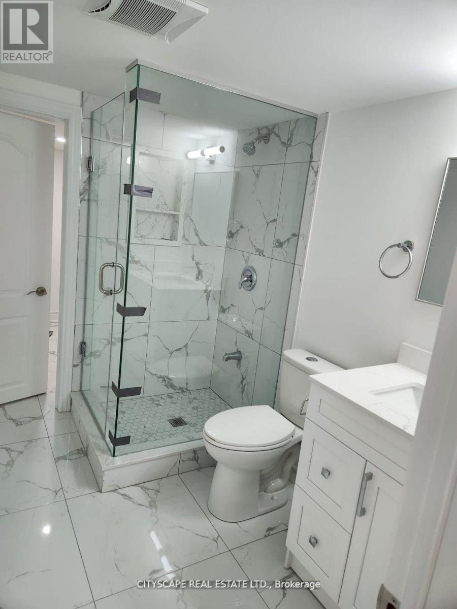 3038 ISLINGTON AVENUE - 21