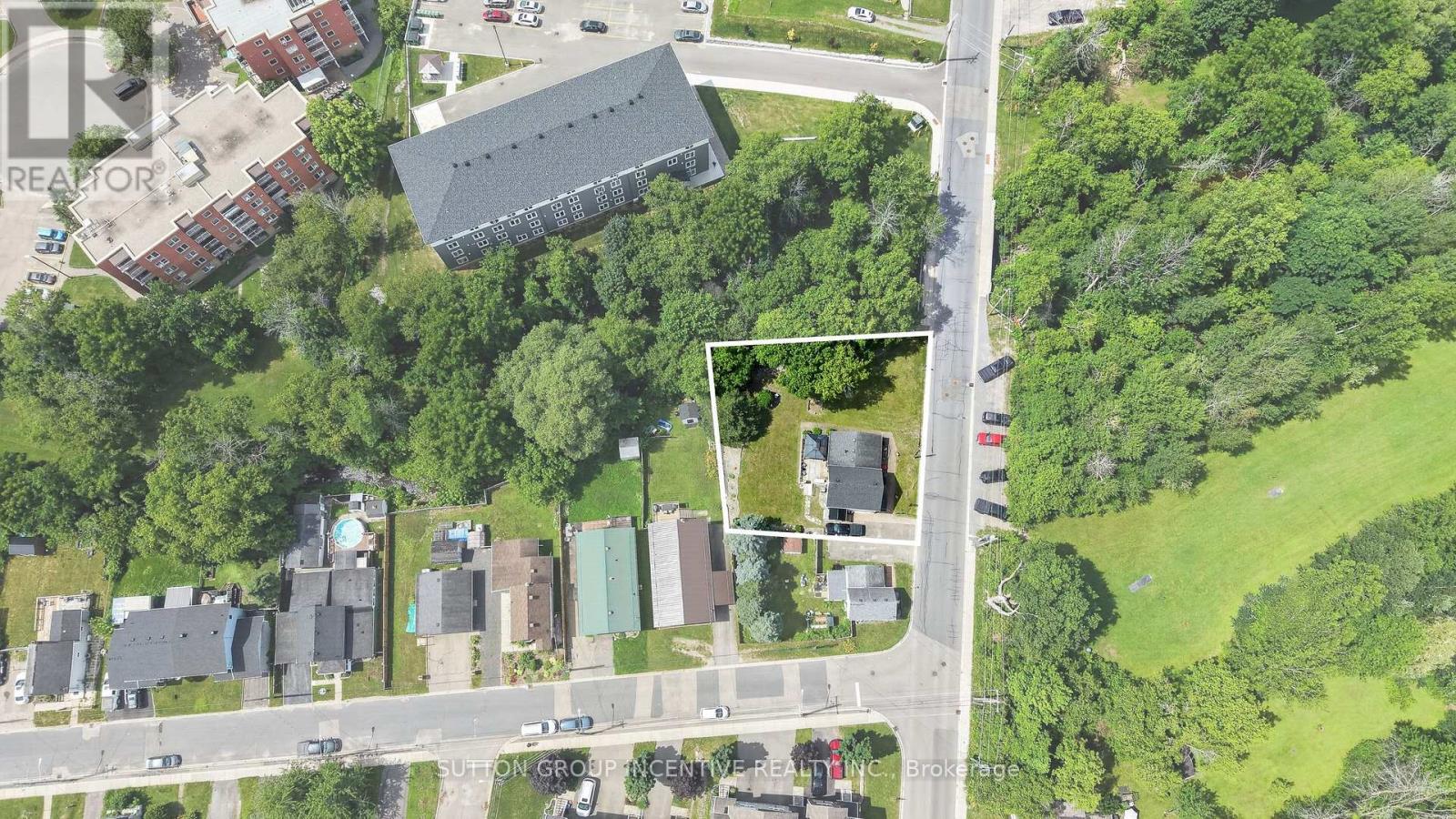 190 BARTHOLOMEW STREET - Image 4