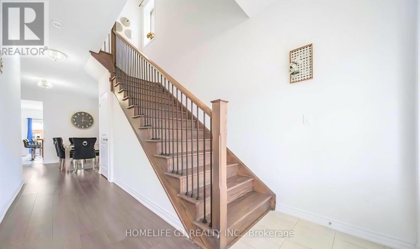 44 COTTONWOOD CRESCENT - 4