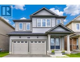 44 COTTONWOOD CRESCENT
