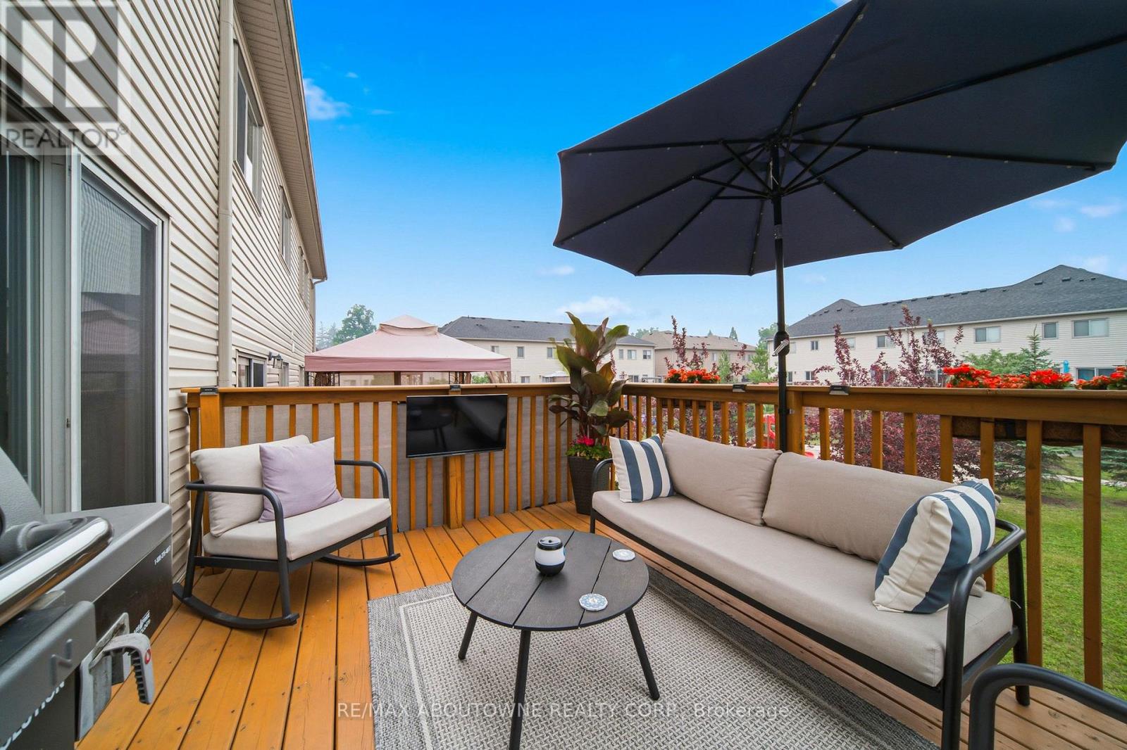 #38 750 LAWRENCE STREET - 19