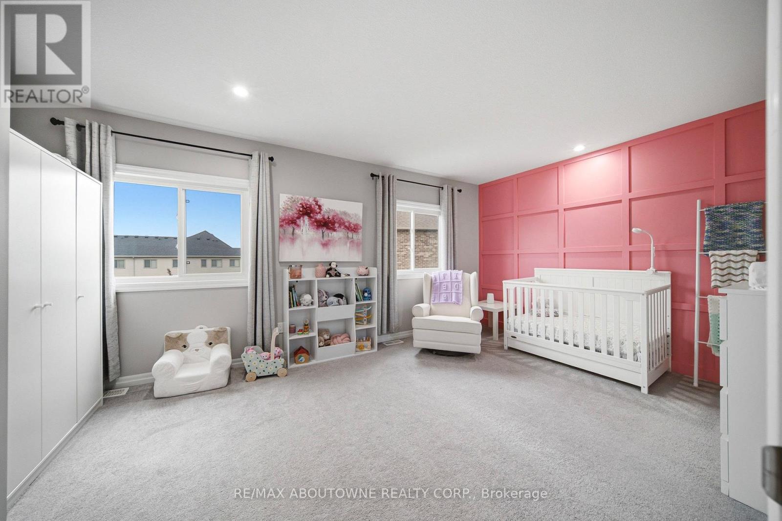 #38 750 LAWRENCE STREET - 29