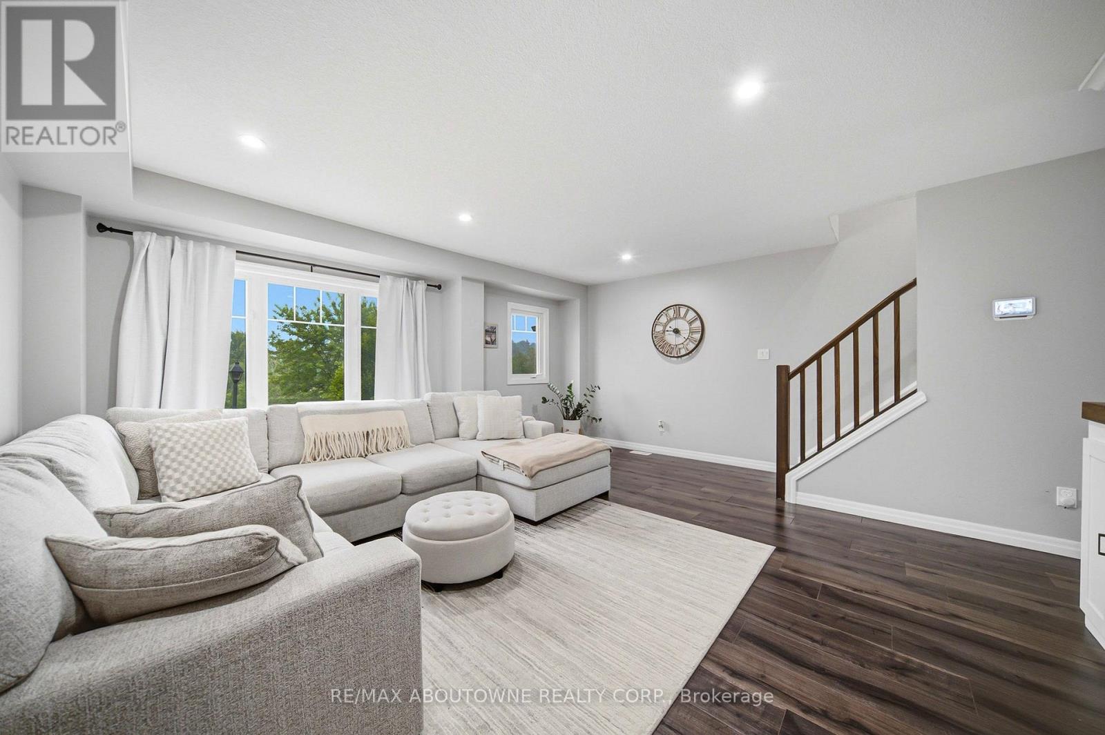 #38 750 LAWRENCE STREET - 9