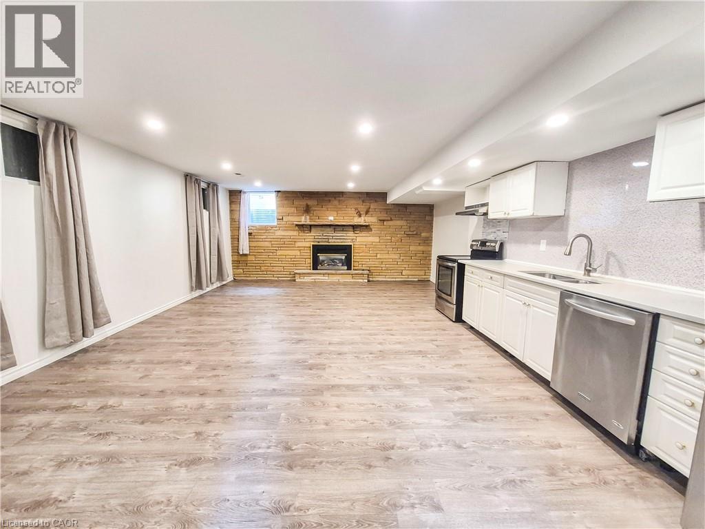 11 DUNCAIRN Avenue - 3