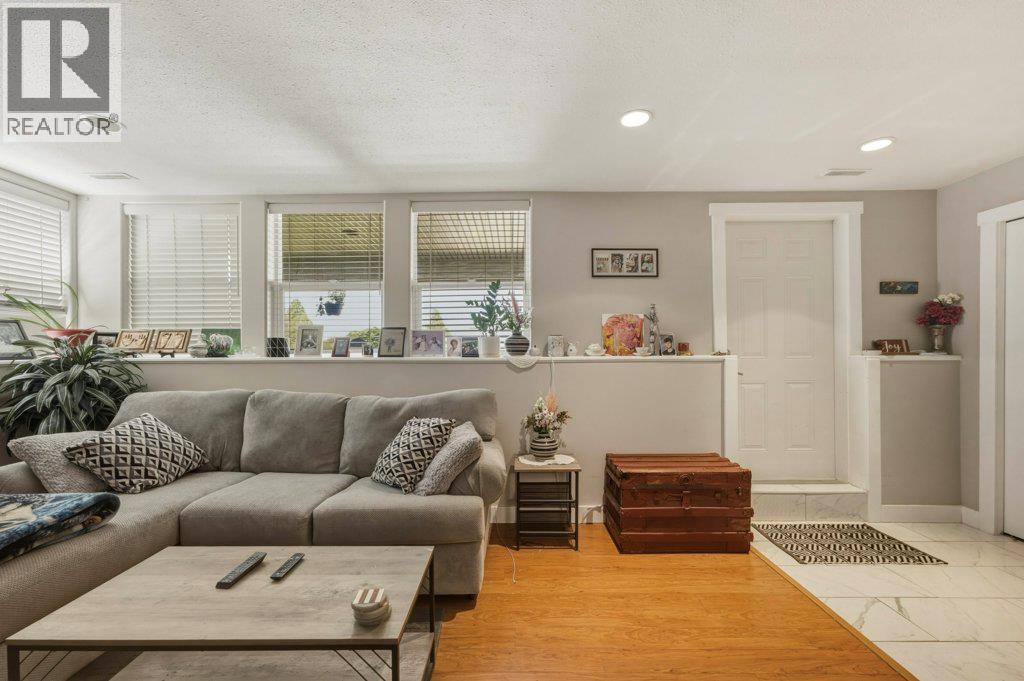 900 10 Avenue SE Unit# 28, Salmon Arm