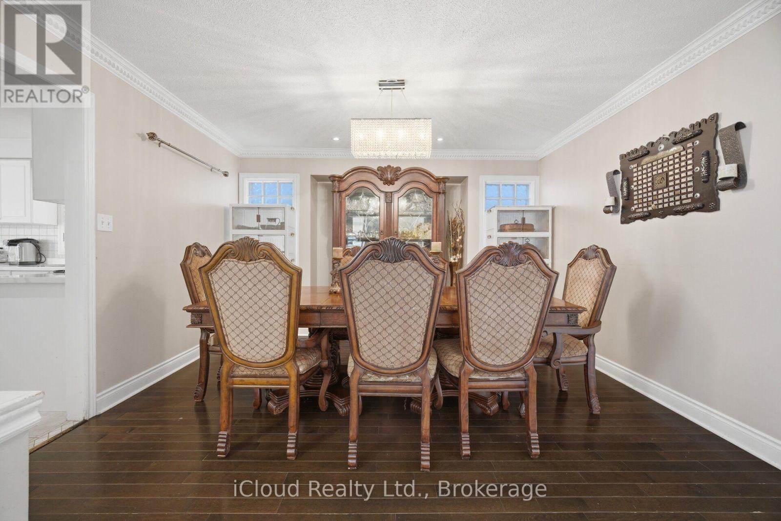 88 SOUTHCREEK COURT - Image 15