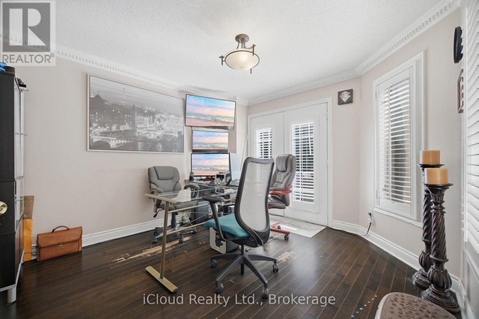 88 SOUTHCREEK COURT - Image 16