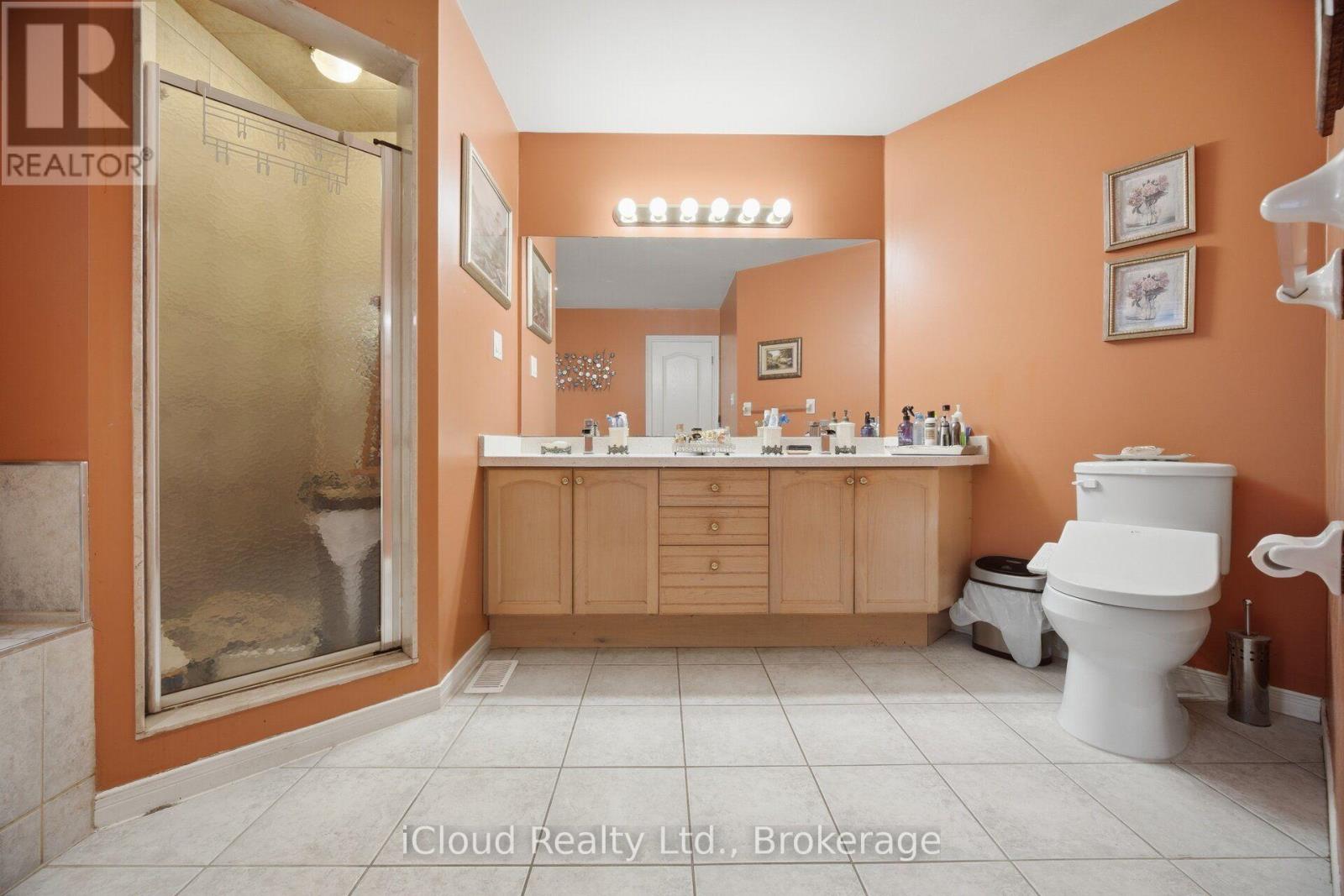 88 SOUTHCREEK COURT - Image 19