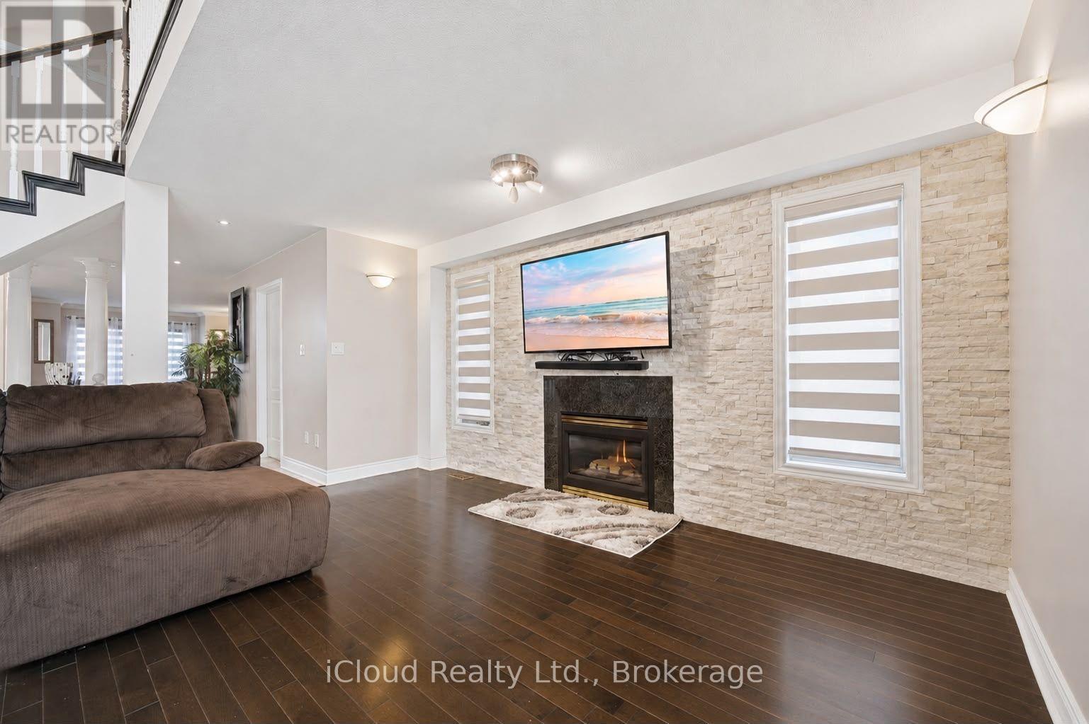 88 SOUTHCREEK COURT - Image 31