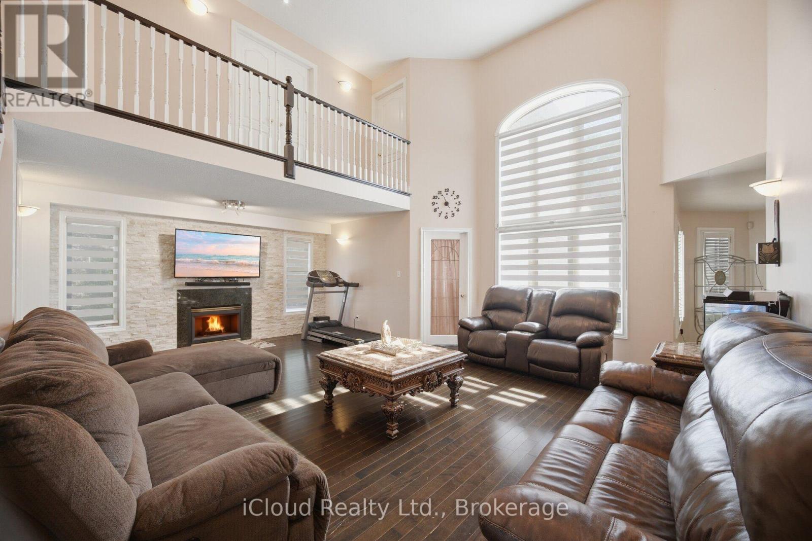 88 SOUTHCREEK COURT - Image 7