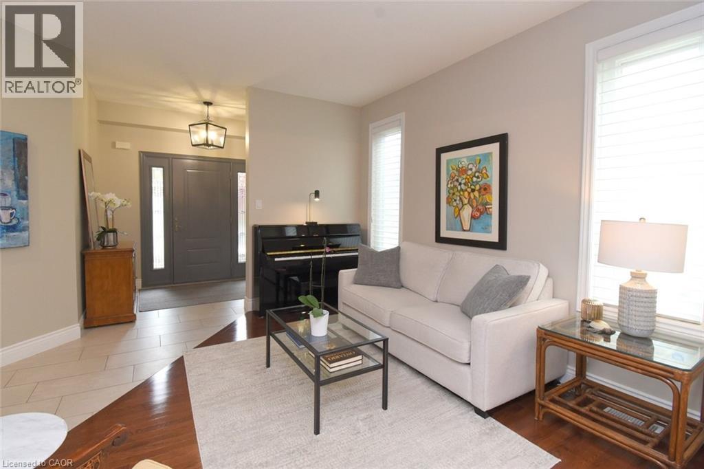227 VALRIDGE Drive - Image 5