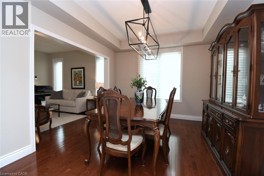 227 VALRIDGE Drive - Image 10