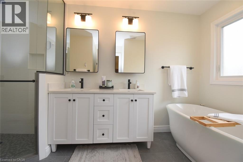 227 VALRIDGE Drive - Image 24