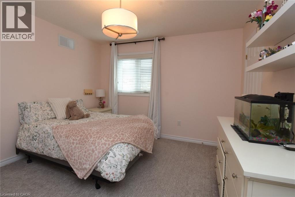 227 VALRIDGE Drive - Image 28