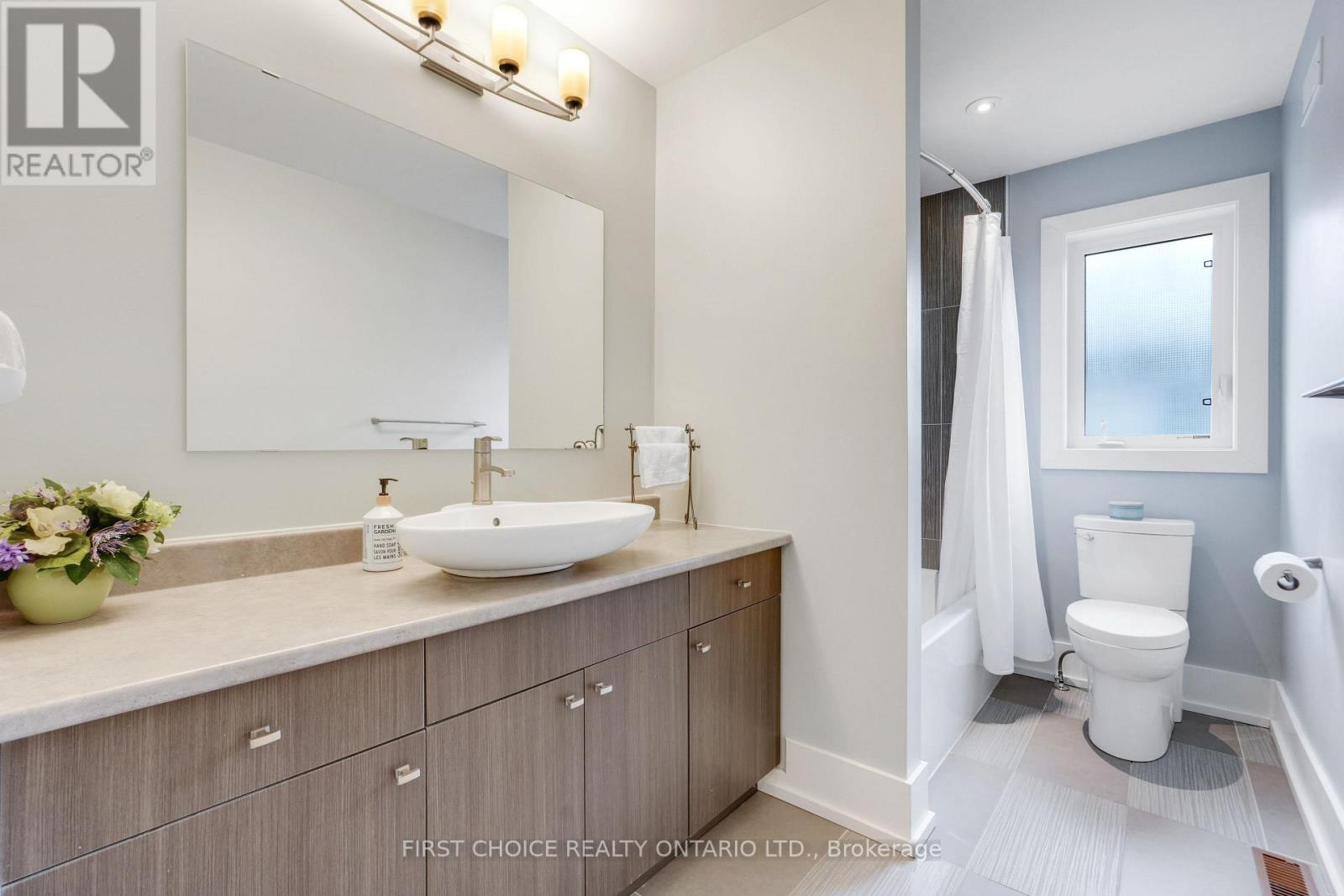 38 WITHROW AVENUE - 27