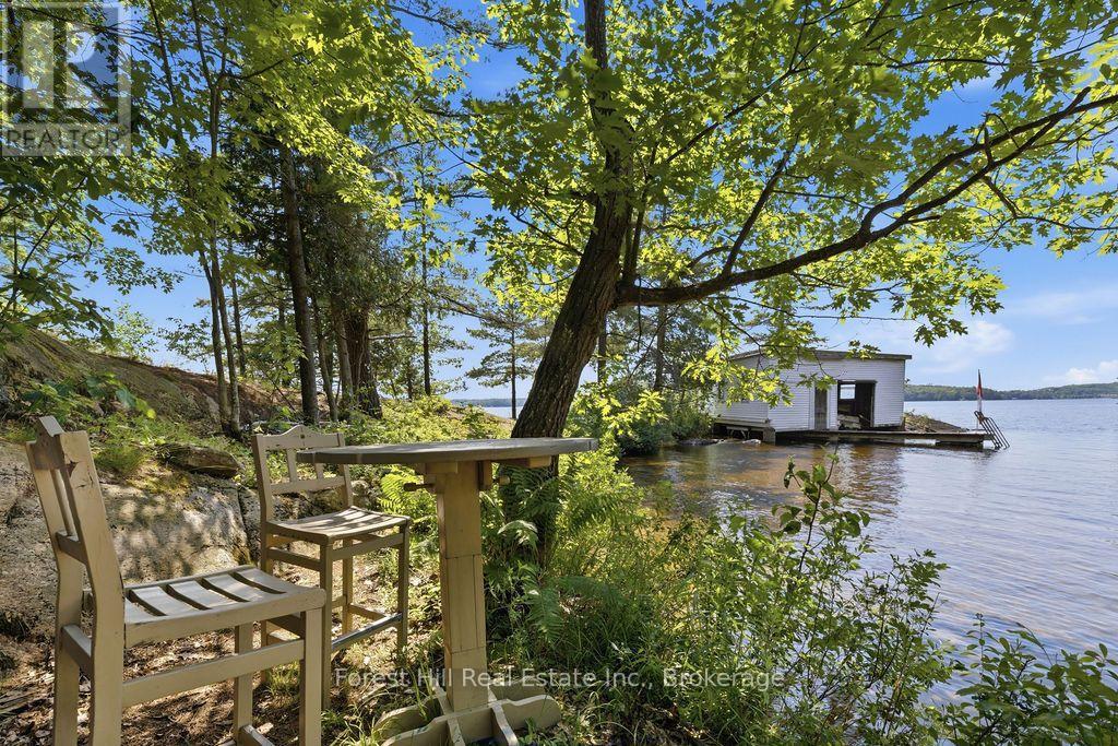 1211 WALDMERE ROAD - 28