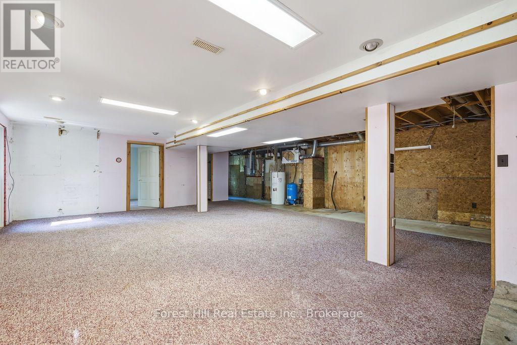 1211 WALDMERE ROAD - 34