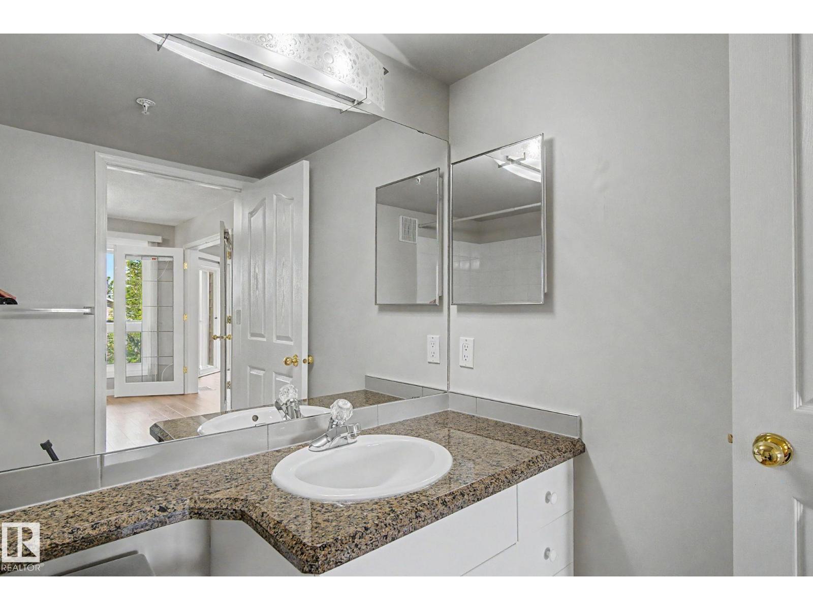 #302 Condo 7951 96 ST NW NW - 31