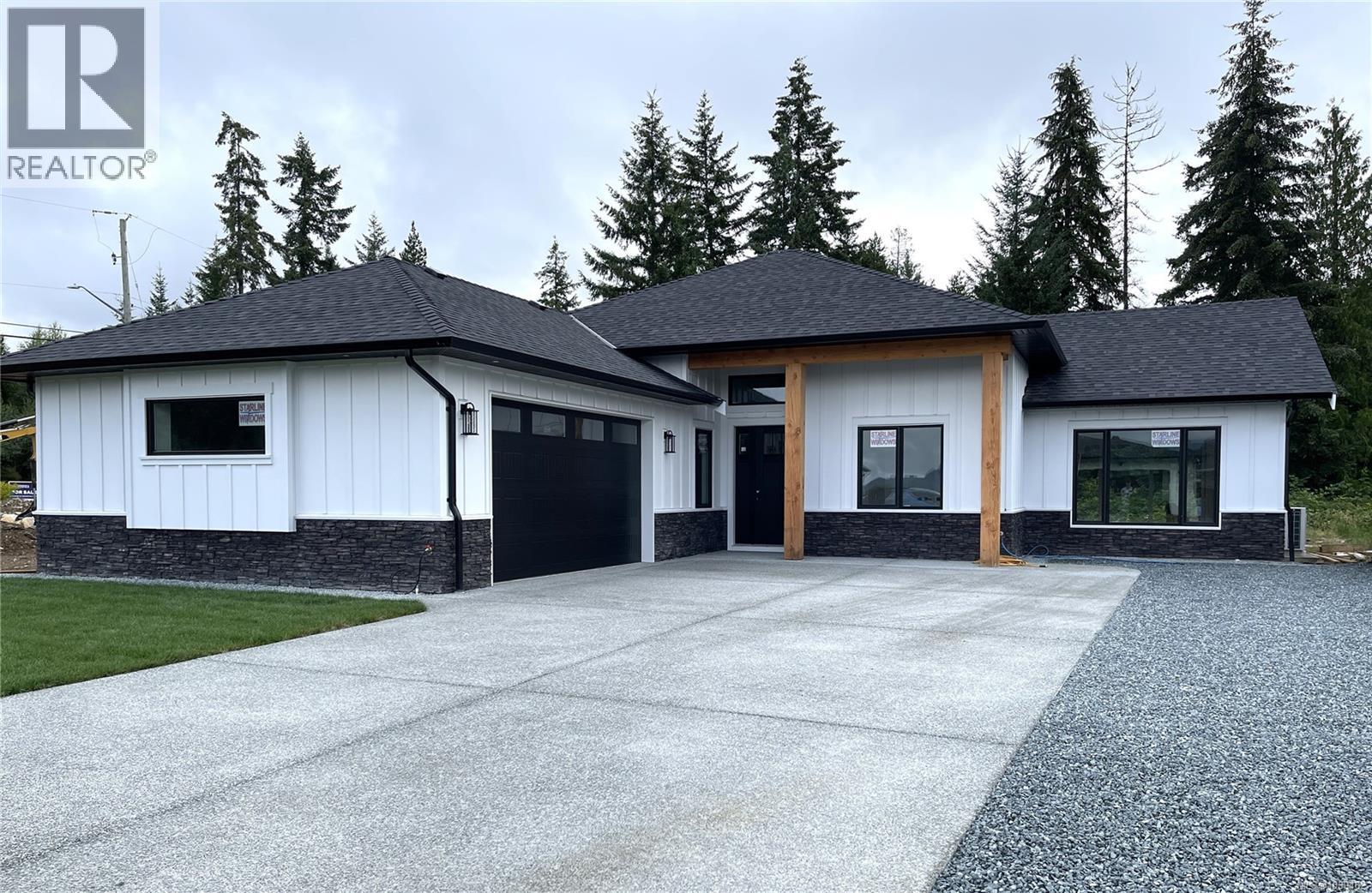 3036 Arbutus Dr - Image 2