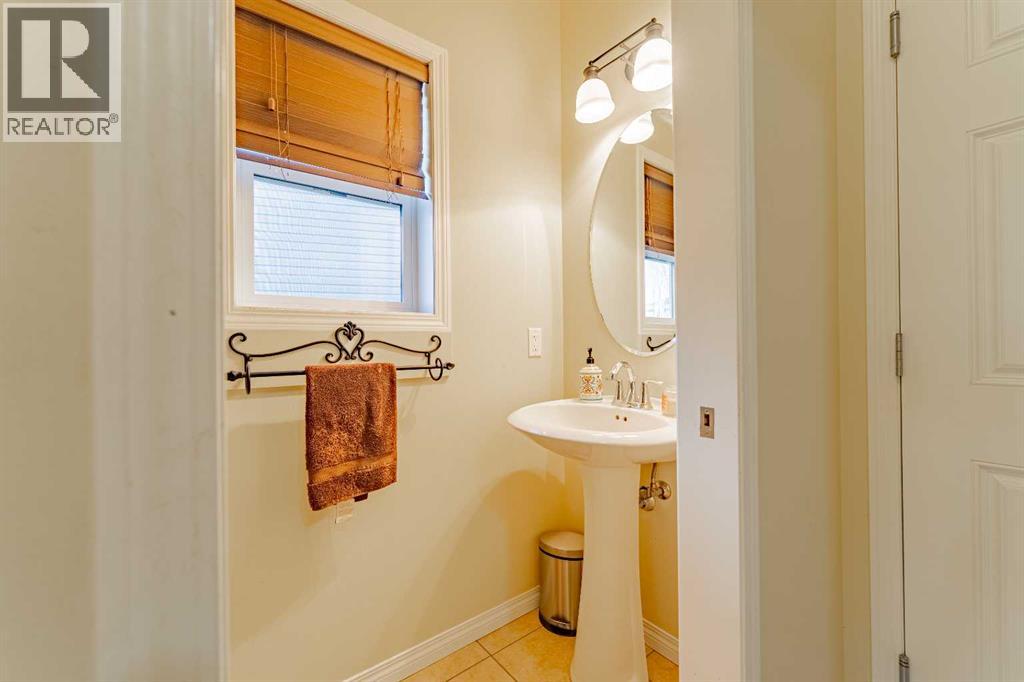 142 West Pointe Circle - Photo 18