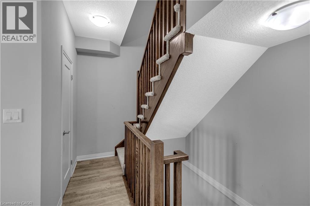 49 LAGUNA VILLAGE Crescent - 20