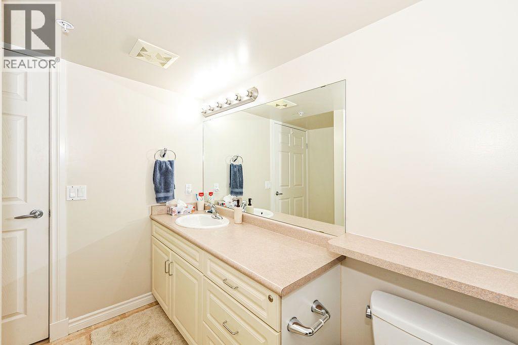 #208 5419 49 Avenue - 26